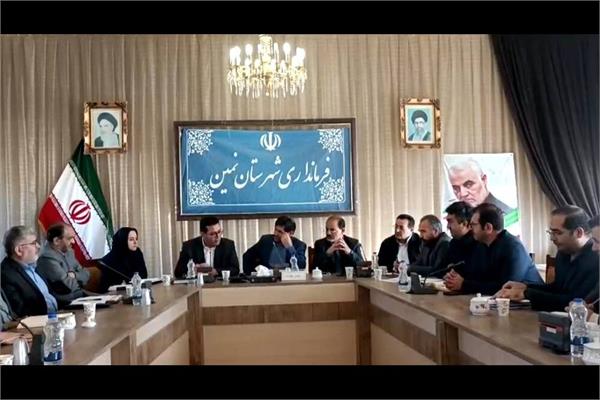 تقویت زیرساخت‌های ارتباطی در مناطق روستایی شهرستان نمین / پایداری شبکه و تقویت ارتباطات در محل برگزاری همایش بین‌المللی سرمایه‌گذاری در اردبیل