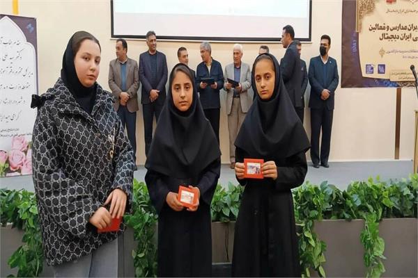«ایران دیجیتال»؛ مسیر نوین آموزش مهارت‌های فناورانه برای دانش‌آموزان کشور
